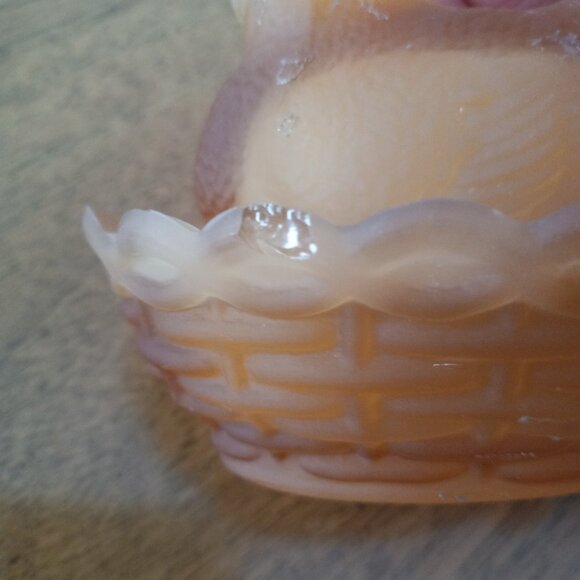 Westmoreland Mini Hen on a Nest Peach Frosted Glass - Picture 9 of 16